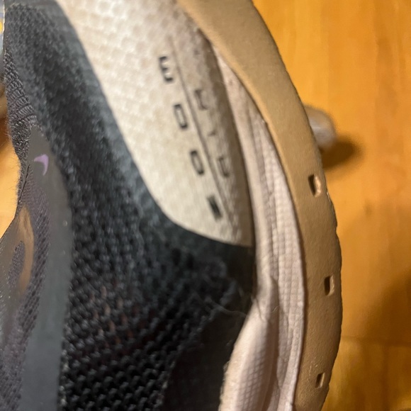 Nike ACG Zoom Air AO bundle with Black Laser Crimson and Grey Metallic Silver - Picture 2 of 10